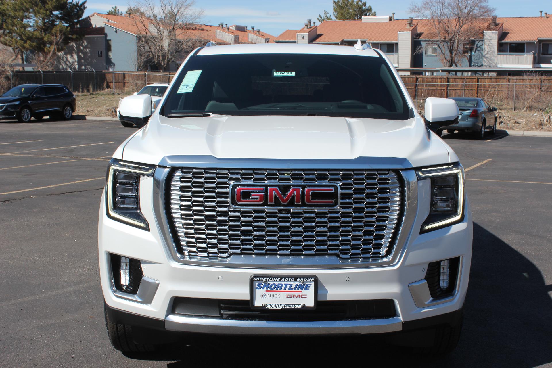 2024 GMC Yukon XL Vehicle Photo in AURORA, CO 80012-4011