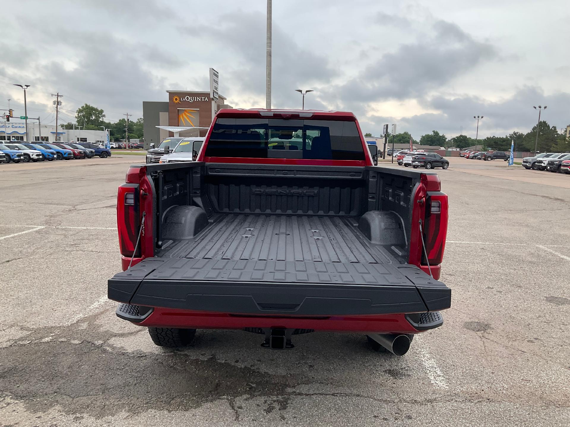 2024 GMC Sierra 2500 HD Vehicle Photo in PONCA CITY, OK 74601-1036