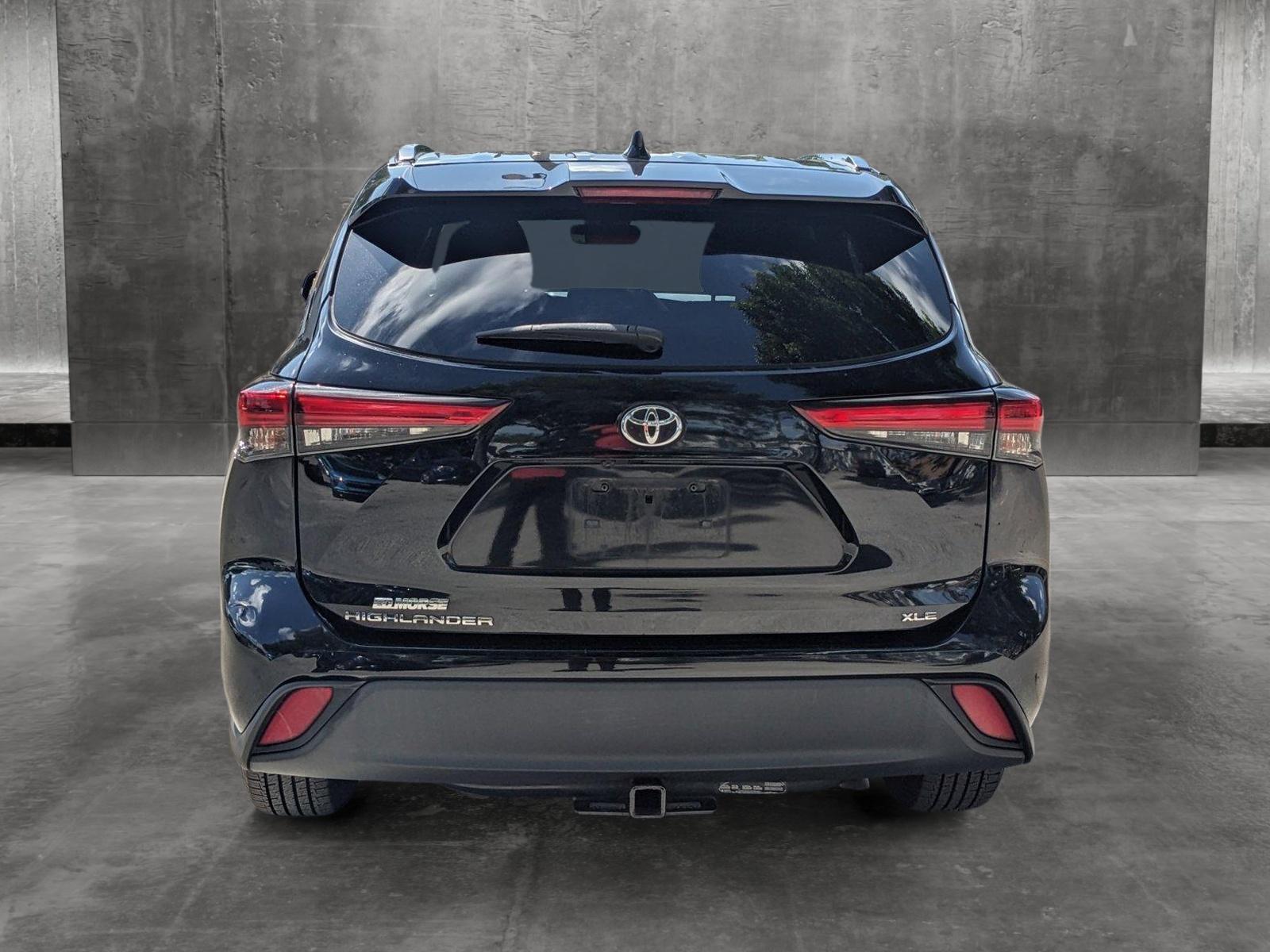 2020 Toyota Highlander Vehicle Photo in GREENACRES, FL 33463-3207