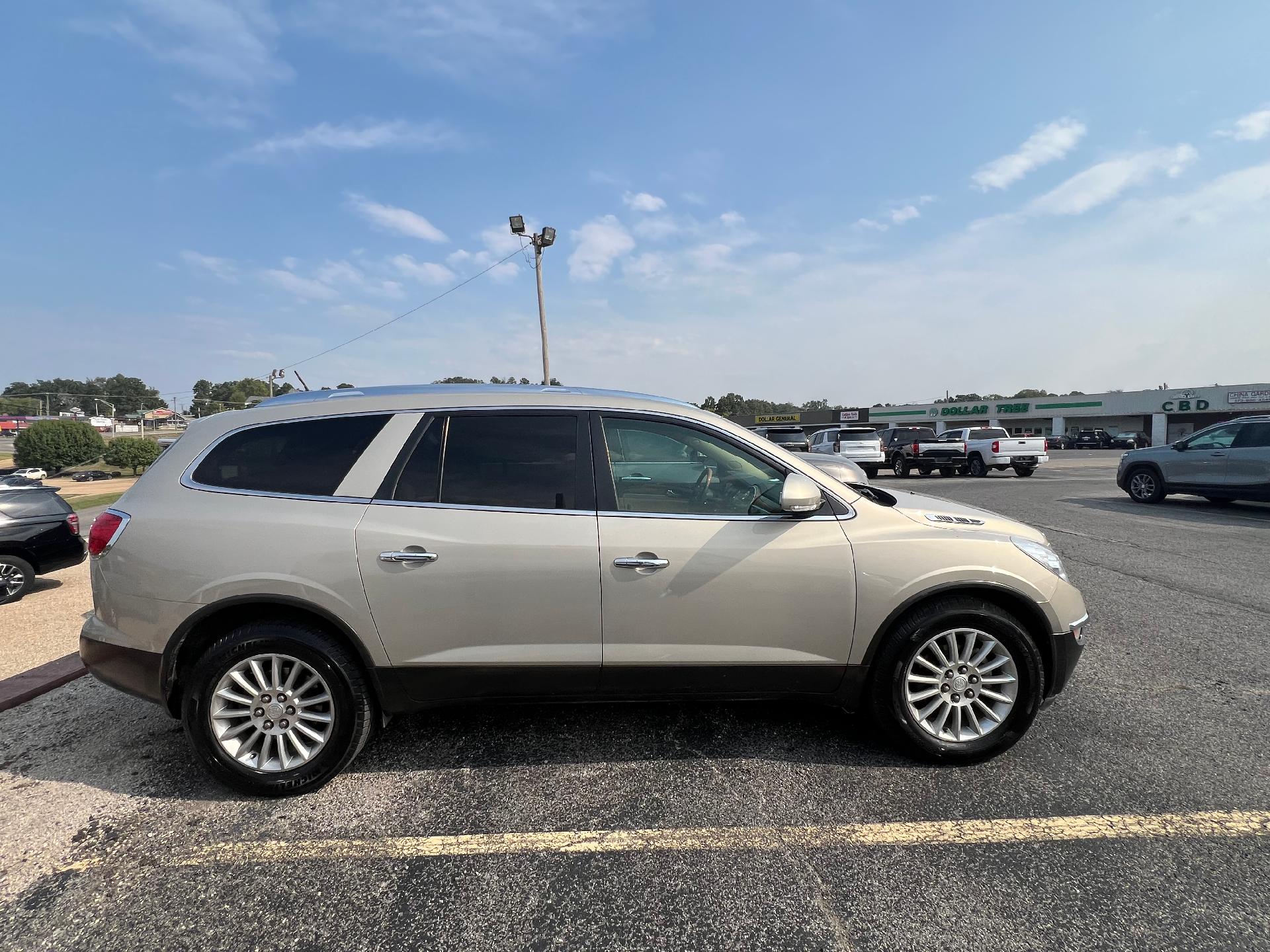 Used 2011 Buick Enclave CXL-1 with VIN 5GAKRBED3BJ394517 for sale in Doniphan, MO