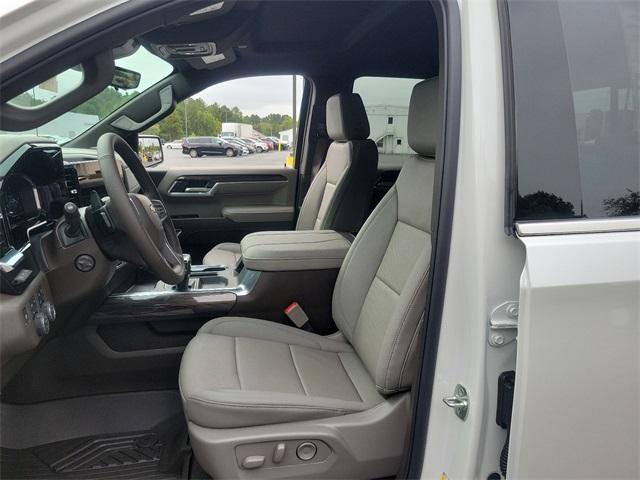 2025 Chevrolet Silverado 1500 Vehicle Photo in SEAFORD, DE 19973-8463