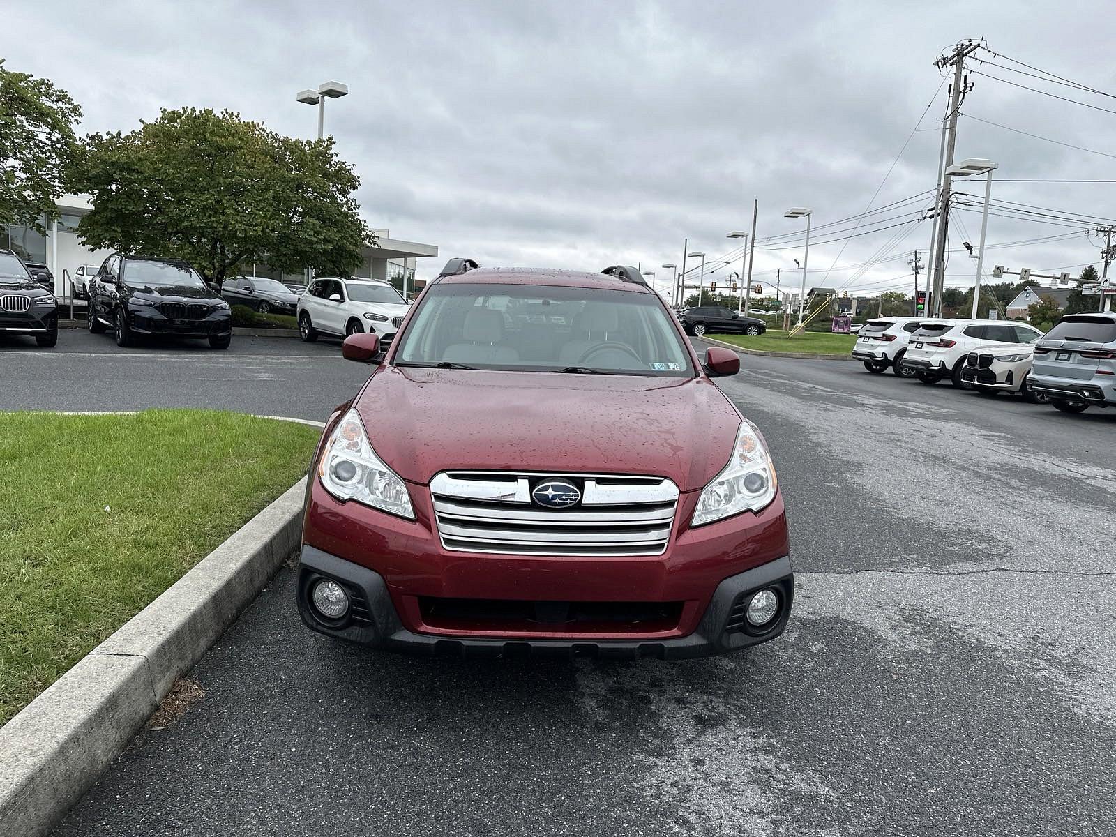 2013 Subaru Outback Vehicle Photo in Lancaster, PA 17601