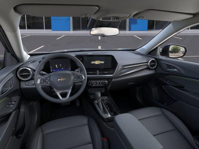 2025 Chevrolet Trax Vehicle Photo in BROCKTON, MA 02301-7113