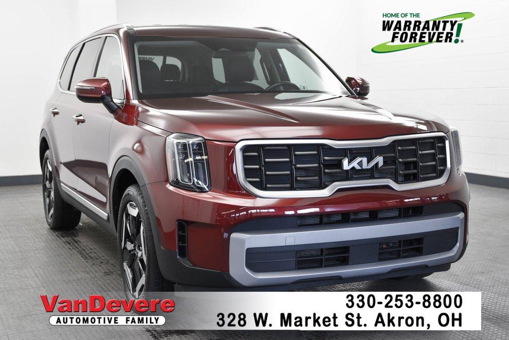 2023 Kia Telluride Vehicle Photo in AKRON, OH 44303-2185