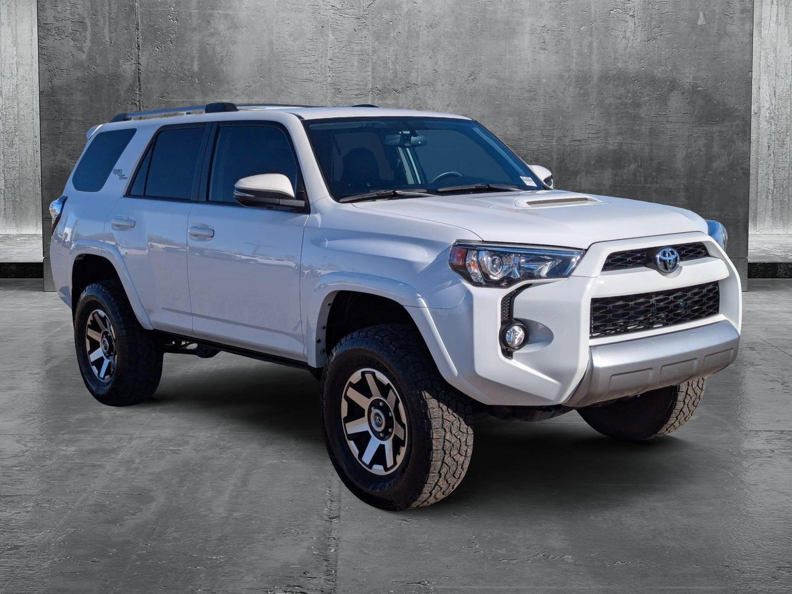 2018 Toyota 4Runner Vehicle Photo in PEORIA, AZ 85382-3715