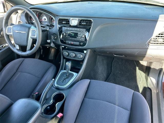 2013 Chrysler 200 Vehicle Photo in GOODYEAR, AZ 85338-1310