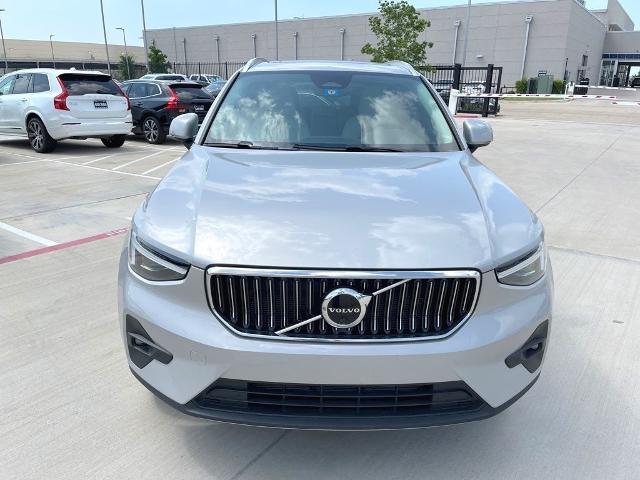 2023 Volvo XC40 Vehicle Photo in Grapevine, TX 76051