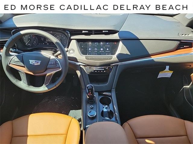 2024 Cadillac XT5 Vehicle Photo in DELRAY BEACH, FL 33483-3294