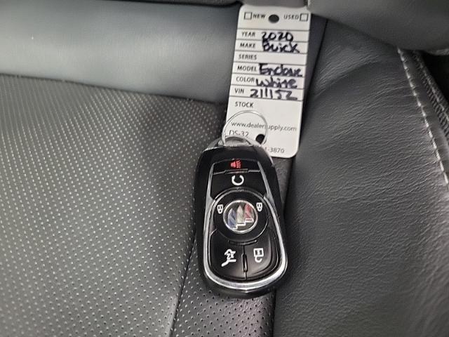 2020 Buick Enclave Vehicle Photo in APPLETON, WI 54914-4656