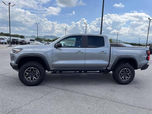 2024 Chevrolet Colorado Vehicle Photo in ALCOA, TN 37701-3235