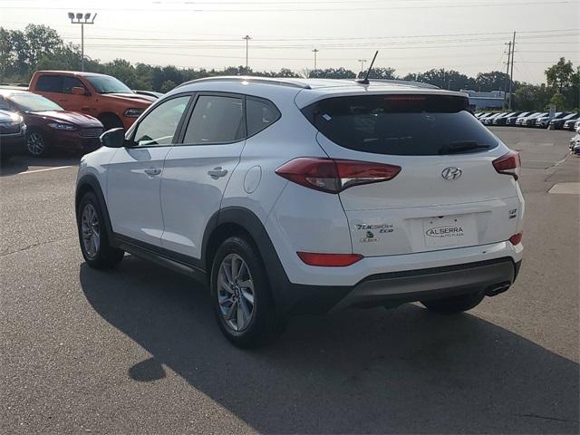 2016 Hyundai TUCSON Vehicle Photo in GRAND BLANC, MI 48439-8139