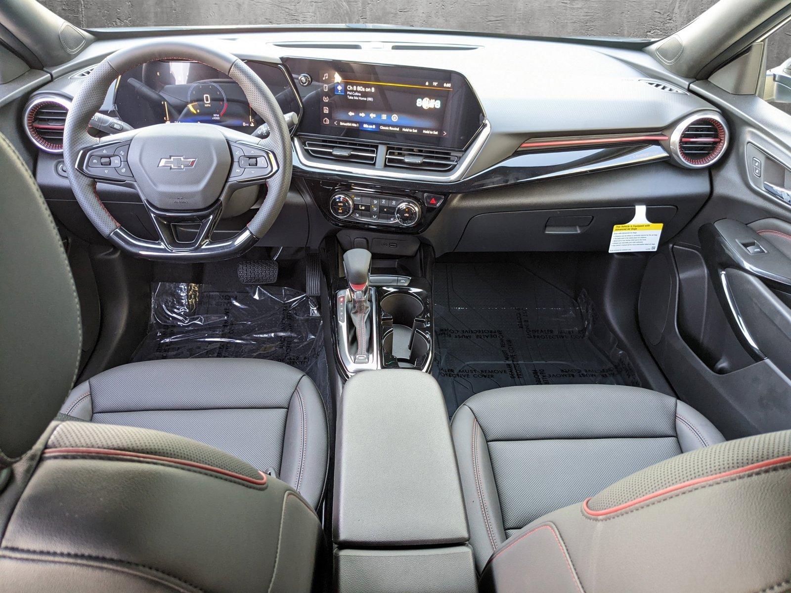 2025 Chevrolet Trax Vehicle Photo in VALENCIA, CA 91355-1705