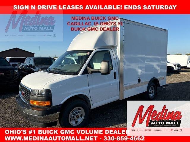 2024 GMC Savana Cutaway 3500 Vehicle Photo in MEDINA, OH 44256-9631