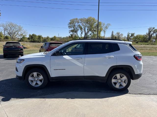 2022 Jeep Compass Vehicle Photo in MANHATTAN, KS 66502-5036