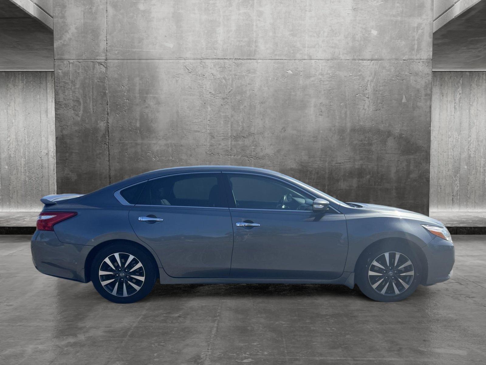 2016 Nissan Altima Vehicle Photo in Memphis, TN 38125