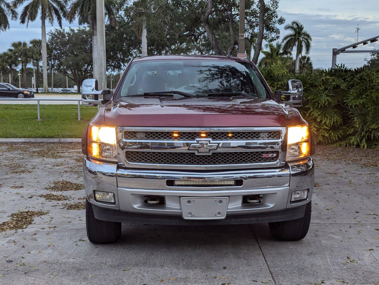 2013 Chevrolet Silverado 1500 Vehicle Photo in PEMBROKE PINES, FL 33024-6534