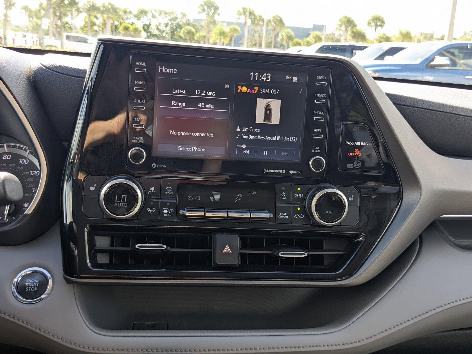 2022 Toyota Highlander Vehicle Photo in Davie, FL 33331