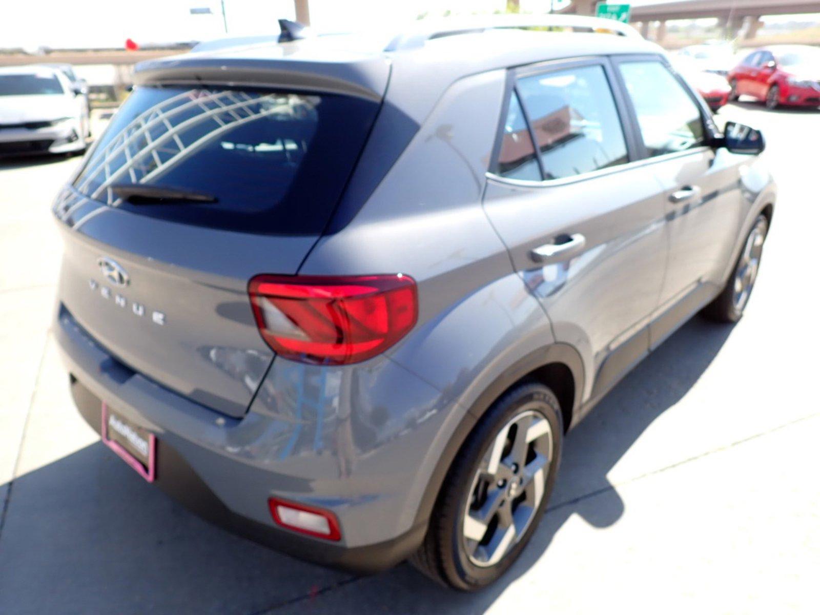 2022 Hyundai Venue Vehicle Photo in DENVER, CO 80221-3610