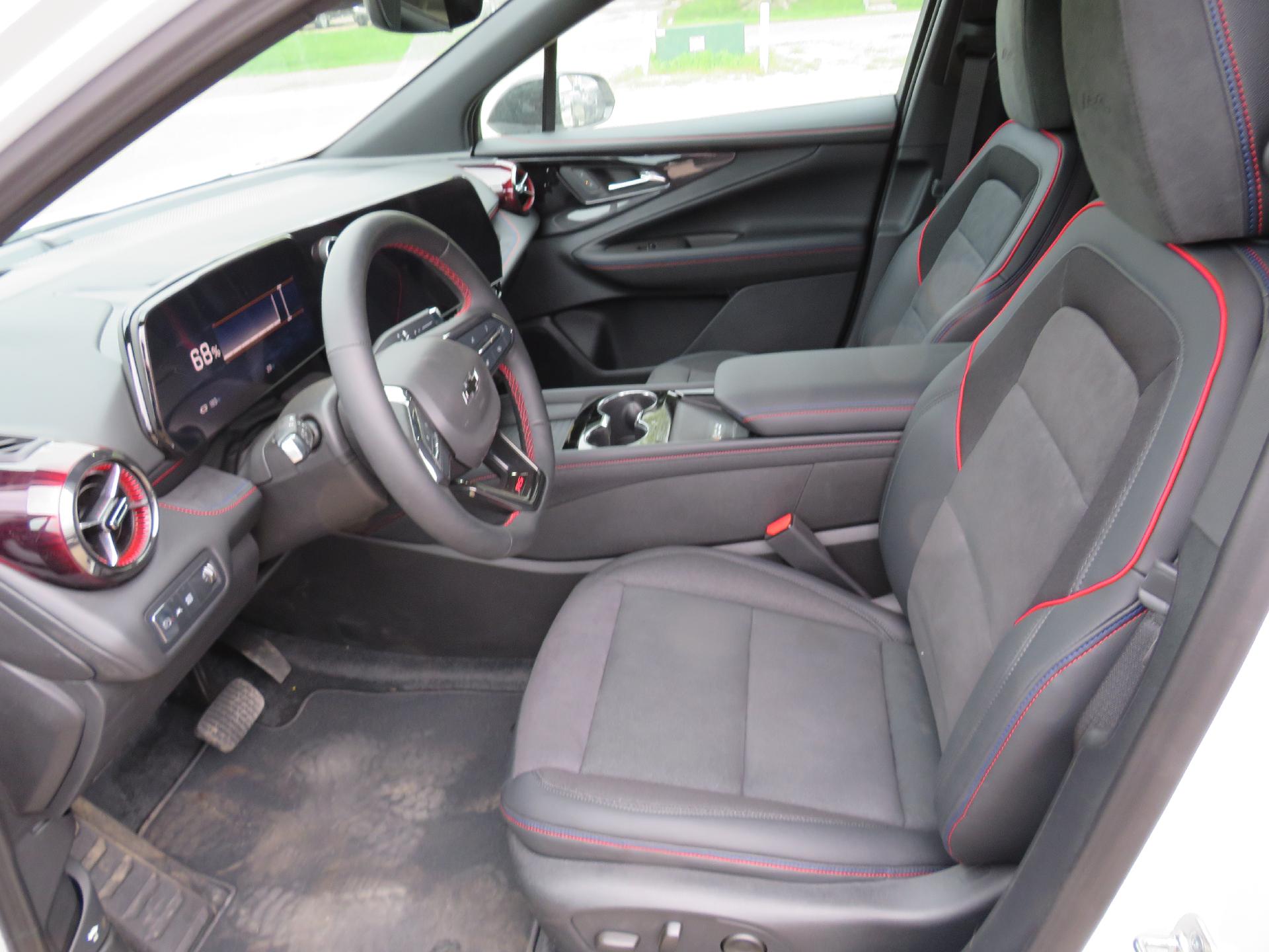 2024 Chevrolet Blazer EV Vehicle Photo in MAPLETON, IA 51034-1072