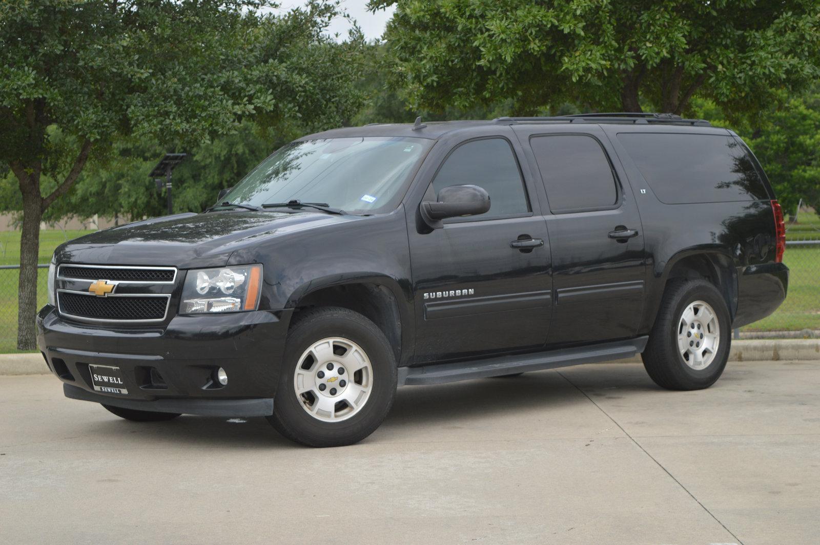 2014 Chevrolet Suburban Vehicle Photo in Houston, TX 77090