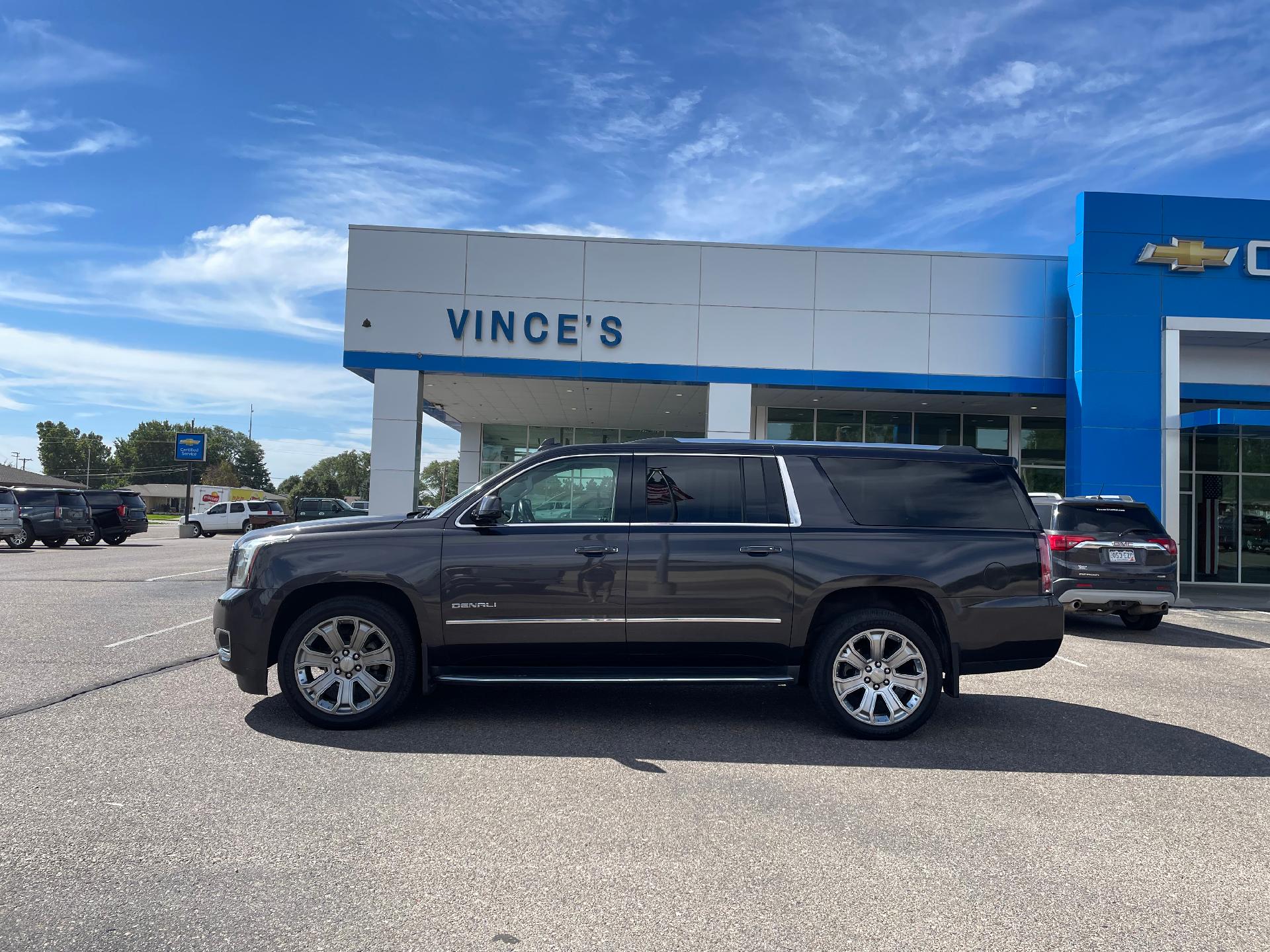 Used 2016 GMC Yukon XL Denali with VIN 1GKS2HKJ7GR339503 for sale in Burlington, CO