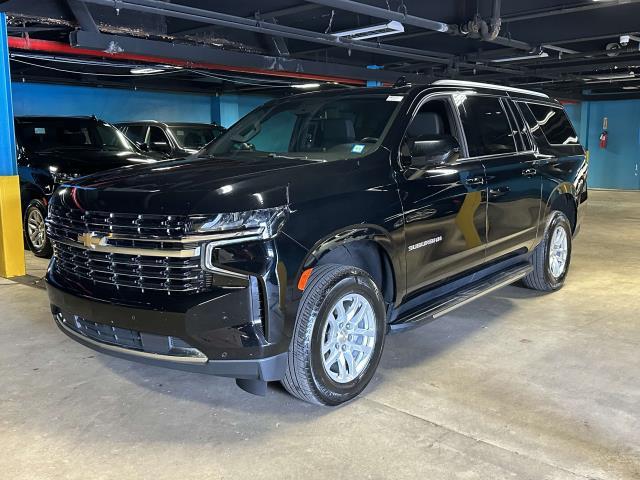 2023 Chevrolet Suburban Vehicle Photo in DOUGLASTON, NY 11362-1062