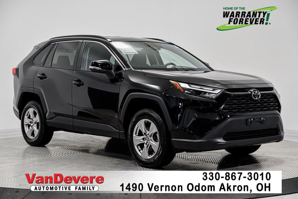 2022 Toyota RAV4 Vehicle Photo in AKRON, OH 44320-4088