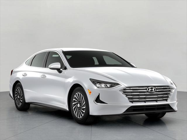 2023 Hyundai SONATA Hybrid Vehicle Photo in Green Bay, WI 54304