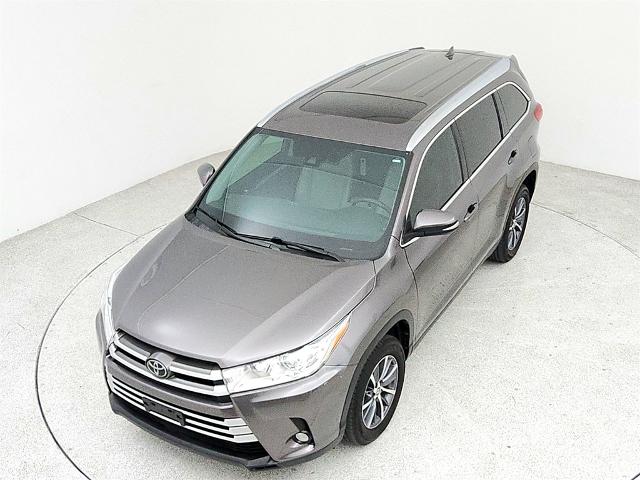 2019 Toyota Highlander Vehicle Photo in Grapevine, TX 76051