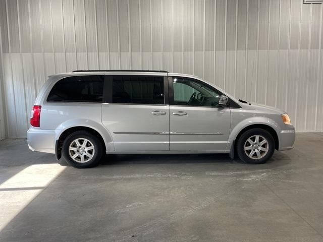 Used 2011 Chrysler Town & Country Touring-L with VIN 2A4RR8DG7BR703083 for sale in Glenwood, Minnesota