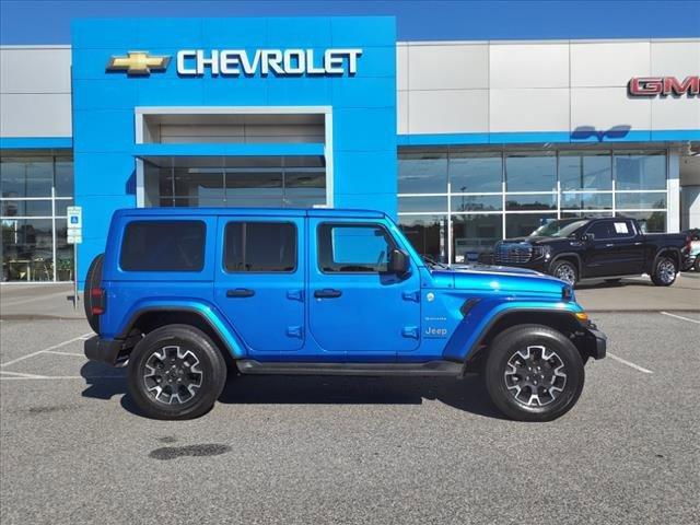 Used 2024 Jeep Wrangler 4-Door Sahara with VIN 1C4PJXEN2RW139467 for sale in Emporia, VA