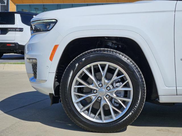 2025 Jeep Grand Cherokee L Vehicle Photo in Terrell, TX 75160