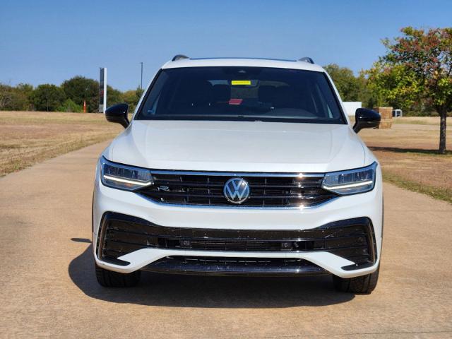 2023 Volkswagen Tiguan Vehicle Photo in Denison, TX 75020