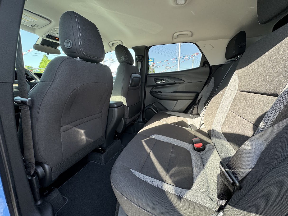 2024 Chevrolet Trailblazer Vehicle Photo in BOONVILLE, IN 47601-9633