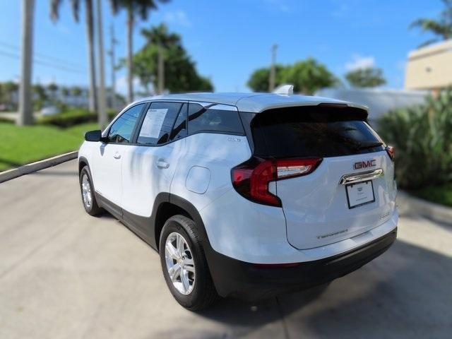 2022 GMC Terrain Vehicle Photo in DELRAY BEACH, FL 33483-3294