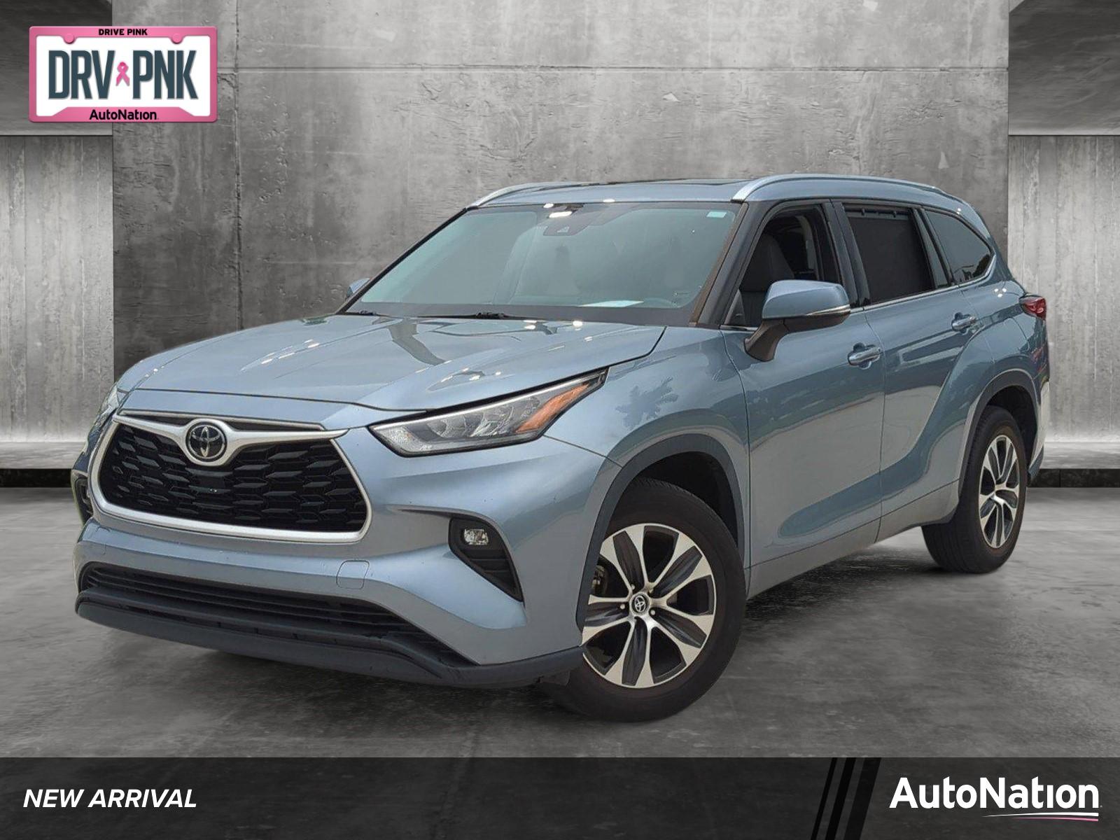 2020 Toyota Highlander Vehicle Photo in Pembroke Pines, FL 33027