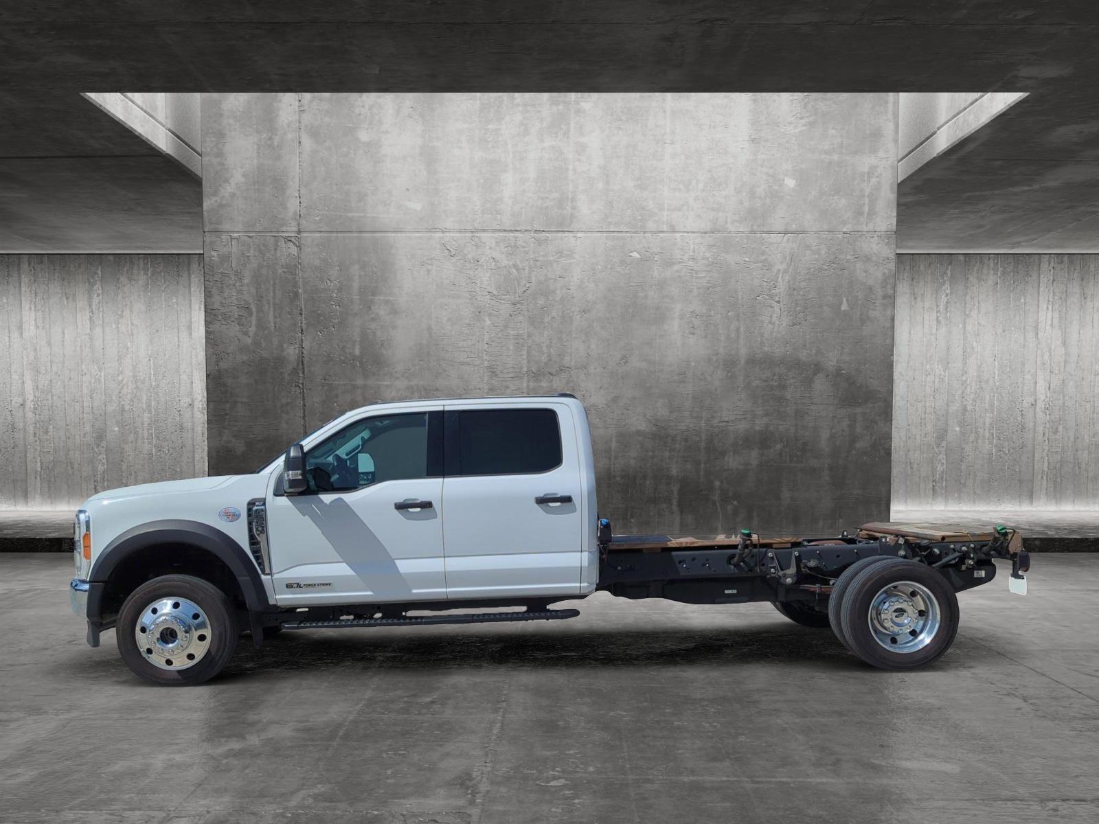 2023 Ford Super Duty F-550 DRW Vehicle Photo in Margate, FL 33063