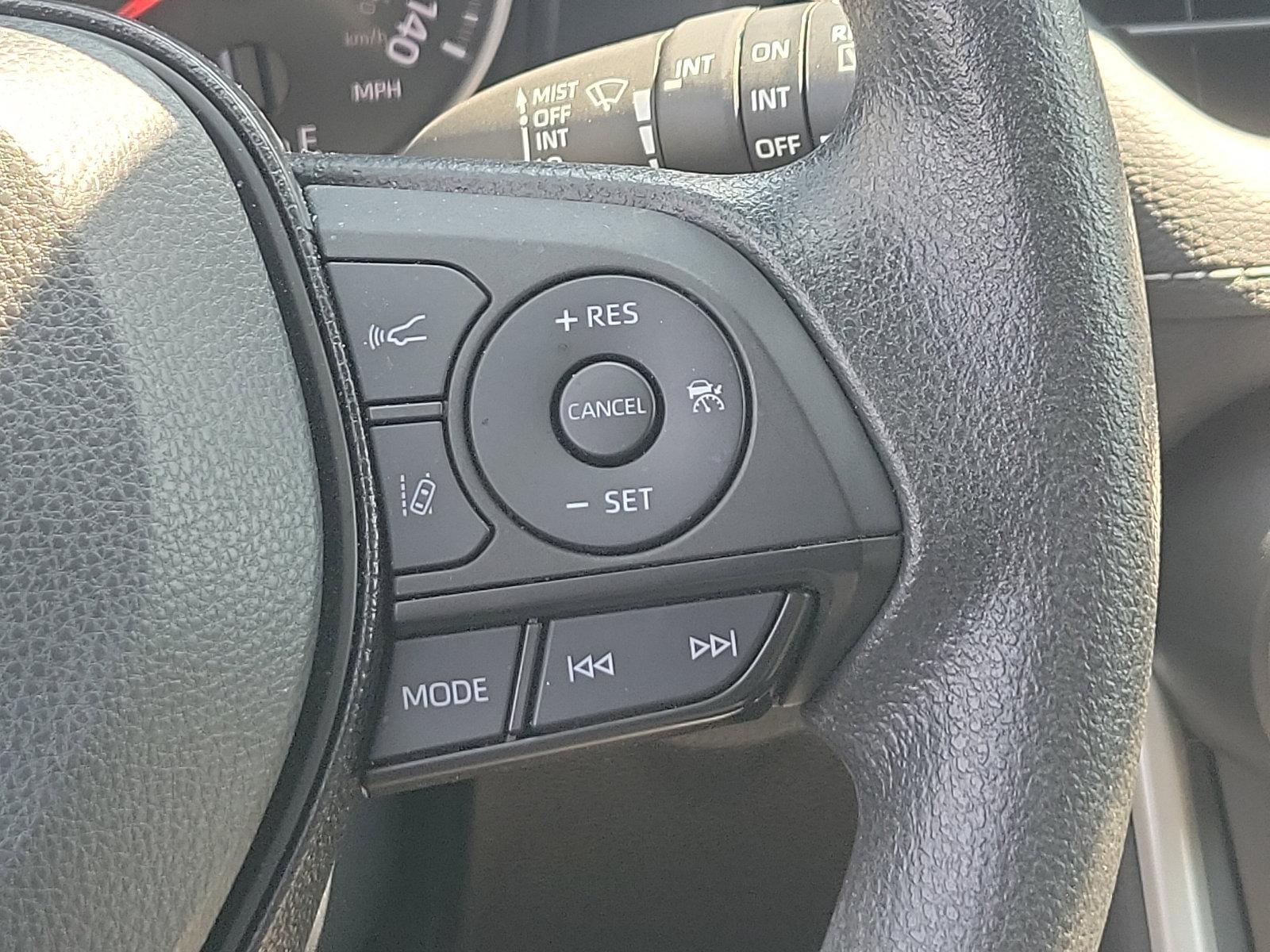 2021 Toyota RAV4 Vehicle Photo in Trevose, PA 19053