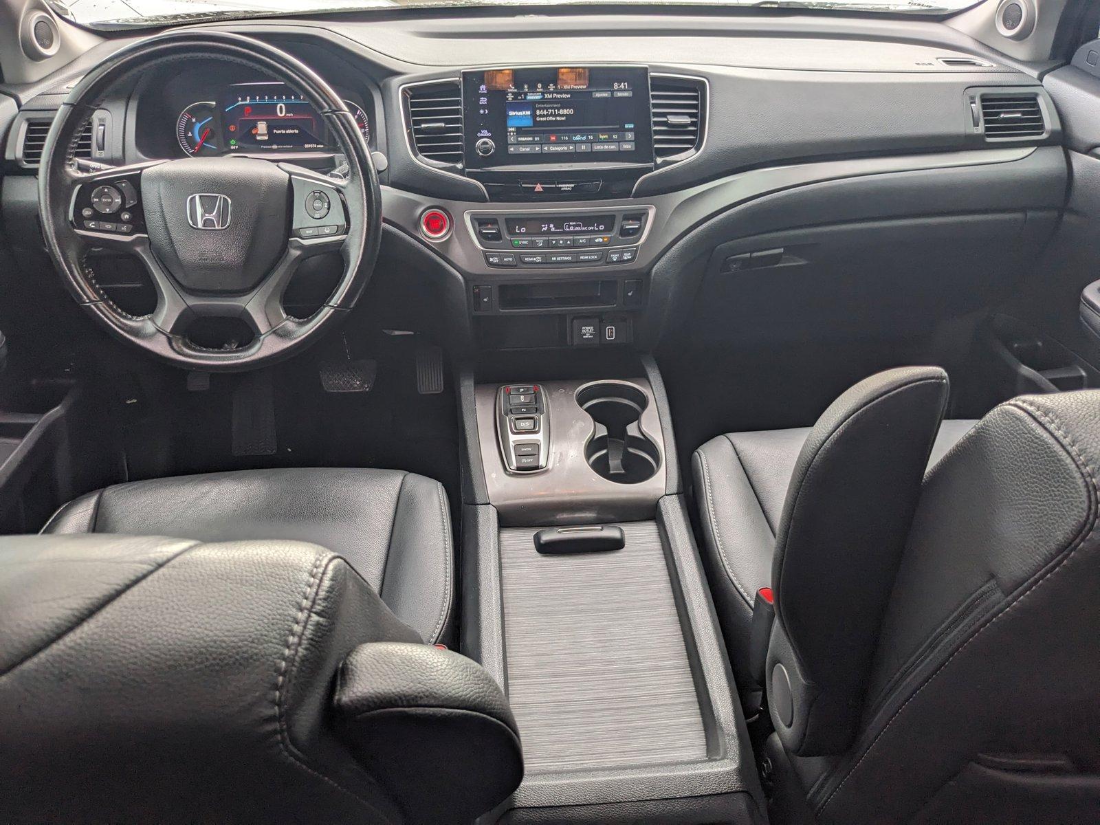 2022 Honda Pilot Vehicle Photo in MIAMI, FL 33172-3015