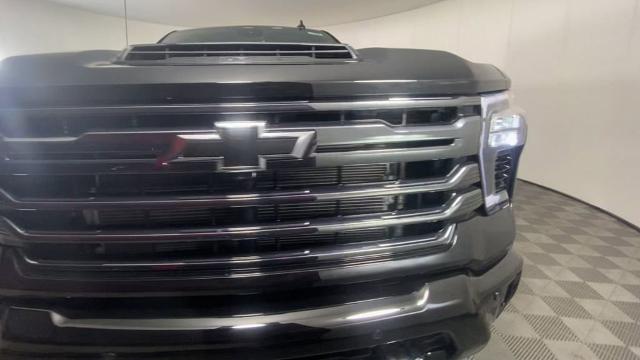 2024 Chevrolet Silverado 2500 HD Vehicle Photo in ALLIANCE, OH 44601-4622