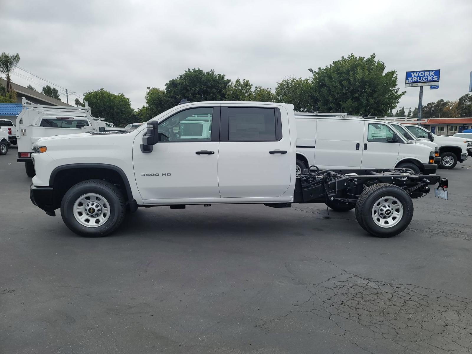 2024 Chevrolet Silverado 3500 HD Vehicle Photo in LA MESA, CA 91942-8211