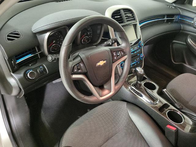 2015 Chevrolet Malibu Vehicle Photo in JOLIET, IL 60435-8135