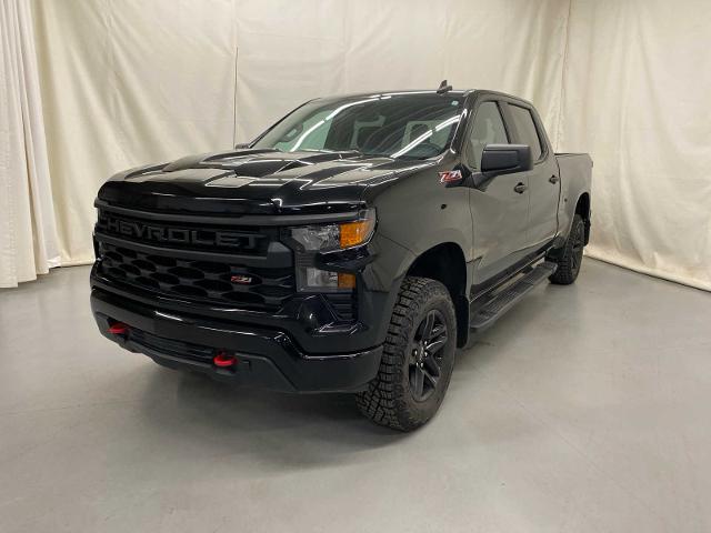 Used 2022 Chevrolet Silverado 1500 Custom Trail Boss with VIN 3GCPDCEK3NG551282 for sale in Fremont, MI