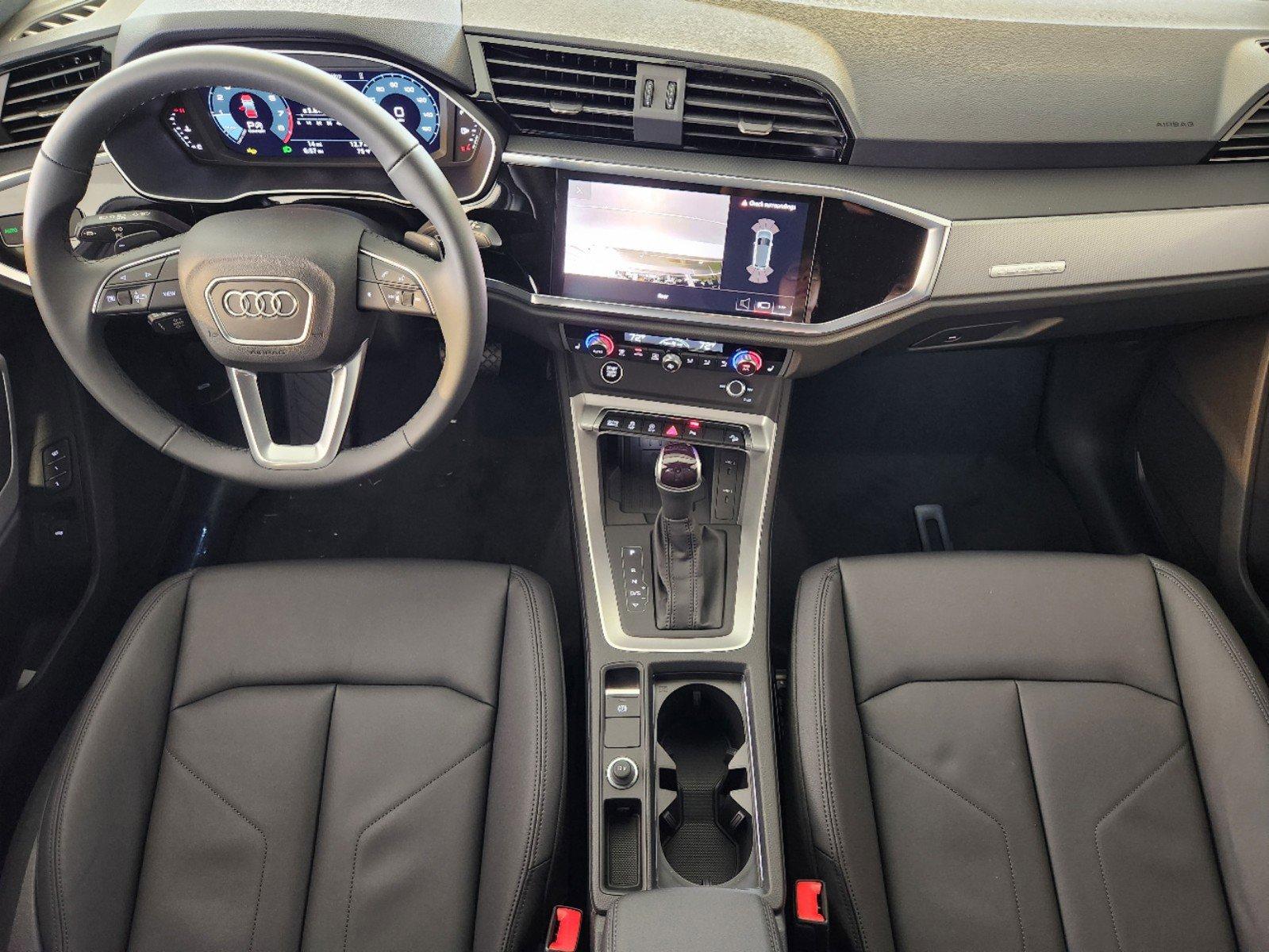 2024 Audi Q3 Vehicle Photo in SUGAR LAND, TX 77478