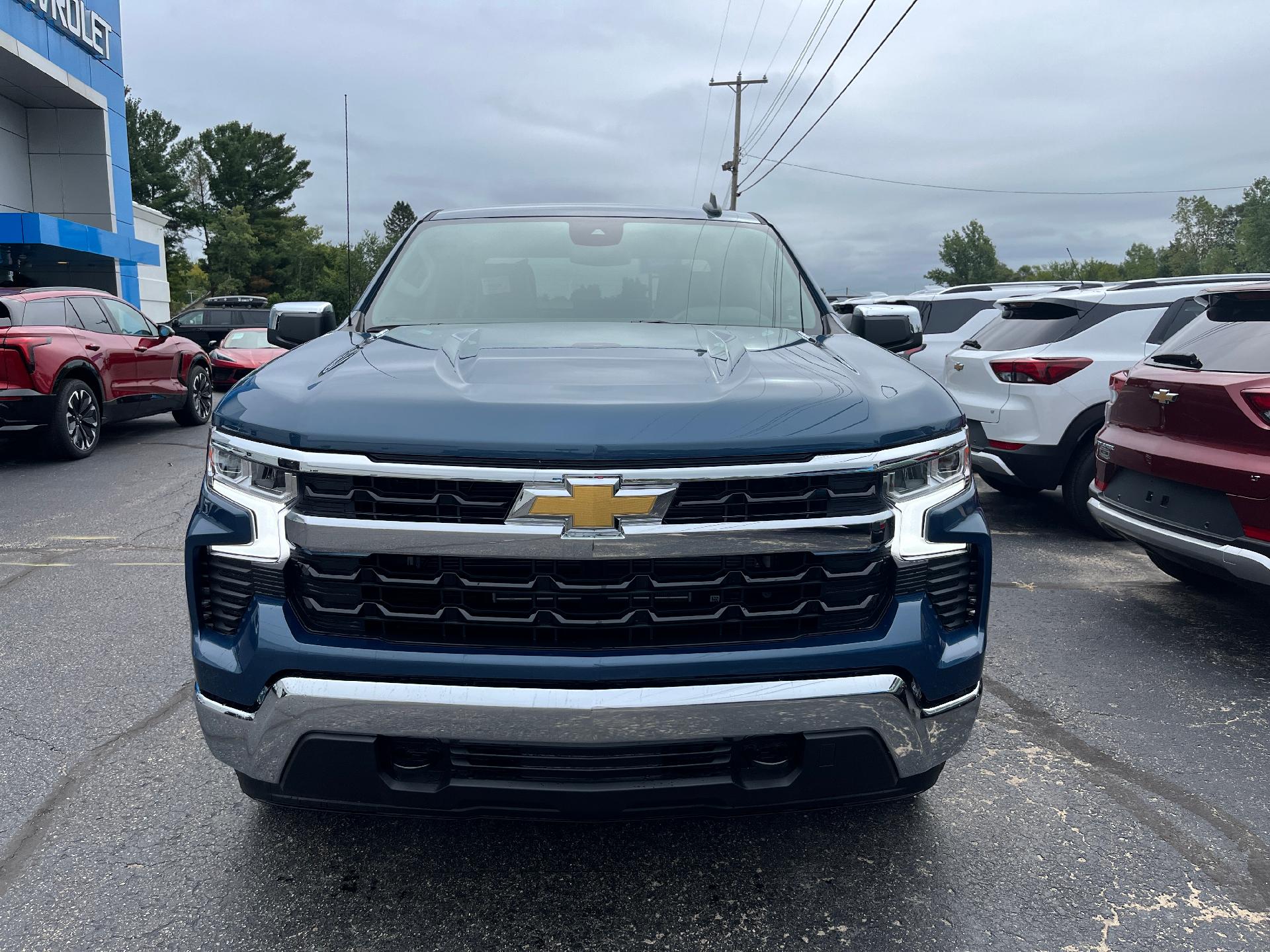 2024 Chevrolet Silverado 1500 Vehicle Photo in CLARE, MI 48617-9414