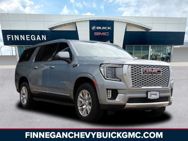 2024 GMC Yukon XL Vehicle Photo in ROSENBERG, TX 77471-5675