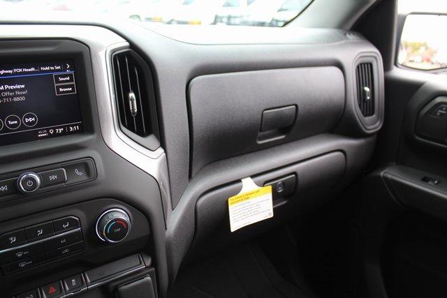 2024 Chevrolet Silverado 1500 Vehicle Photo in SAINT CLAIRSVILLE, OH 43950-8512