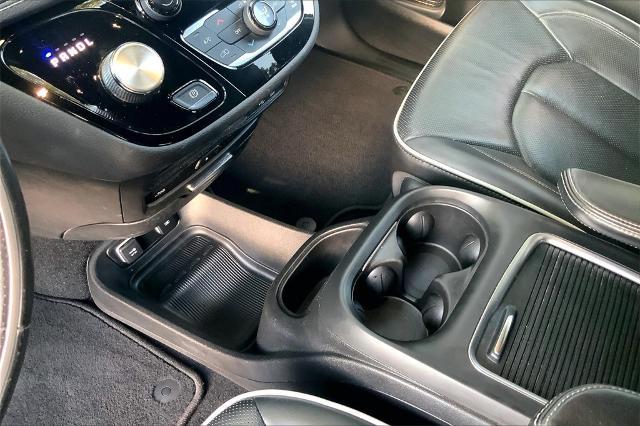 2019 Chrysler Pacifica Vehicle Photo in Kansas City, MO 64114