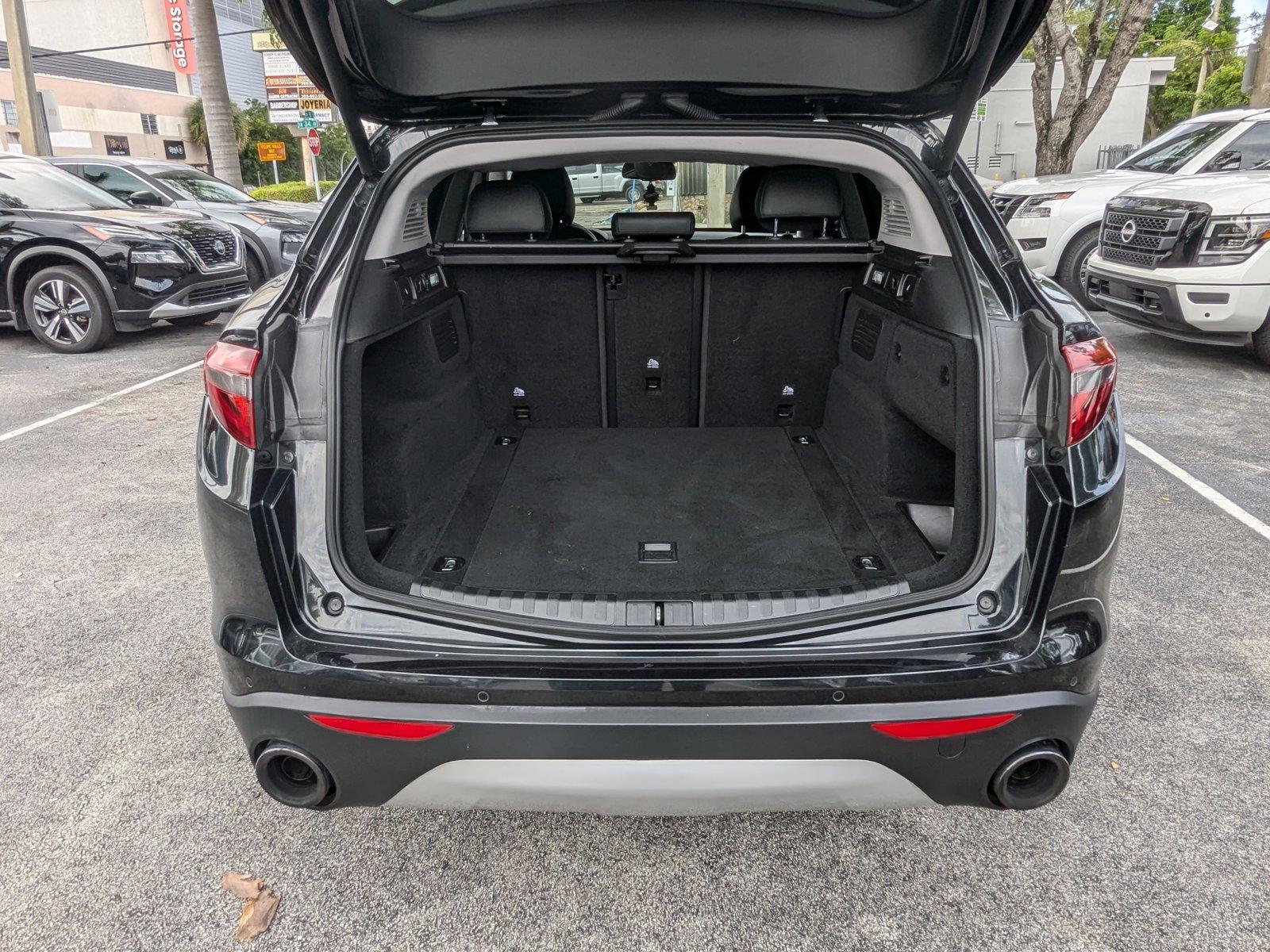 2018 Alfa Romeo Stelvio Vehicle Photo in Miami, FL 33135