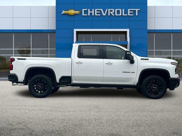 2025 Chevrolet Silverado 2500 HD Vehicle Photo in RIVERSIDE, CA 92504-4106